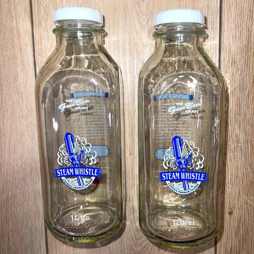 🛍️ 3 for $20 🛍️ - Set of 2 Steam Whistle Brewery Milk Jugs With White Caps